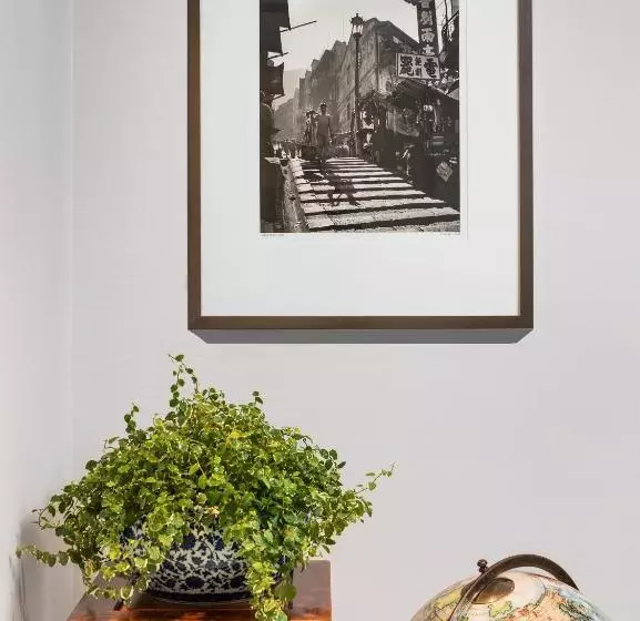 هتل The Pottinger Hong Kong