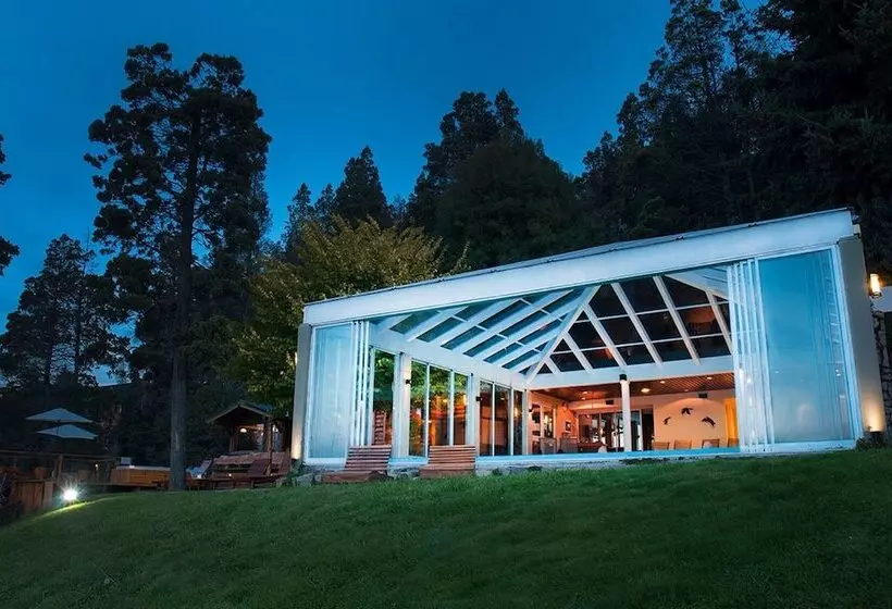 Pailahue Cabañas Lodge