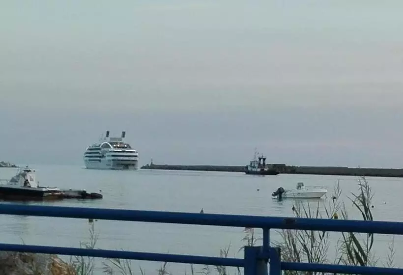 Aamiaismajoitus (B&B) Cavaliere Costa