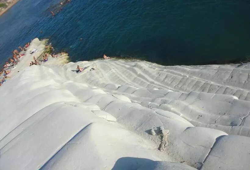 Aamiaismajoitus (B&B) Cavaliere Costa