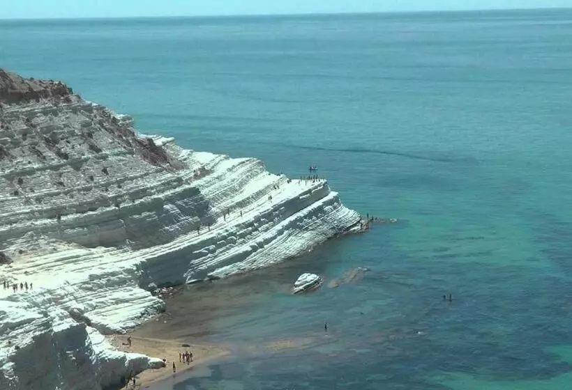 Aamiaismajoitus (B&B) Cavaliere Costa