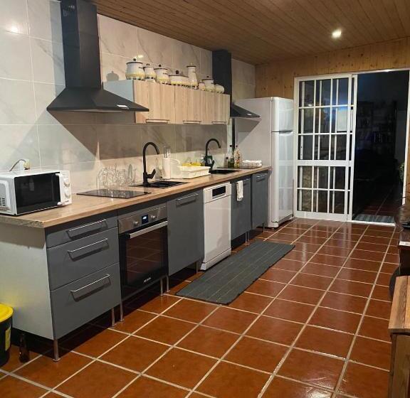 민박 Gardens Guest House