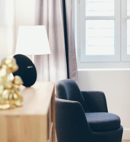 تختخواب و صبحانه T3 Luxe Hyper Centre