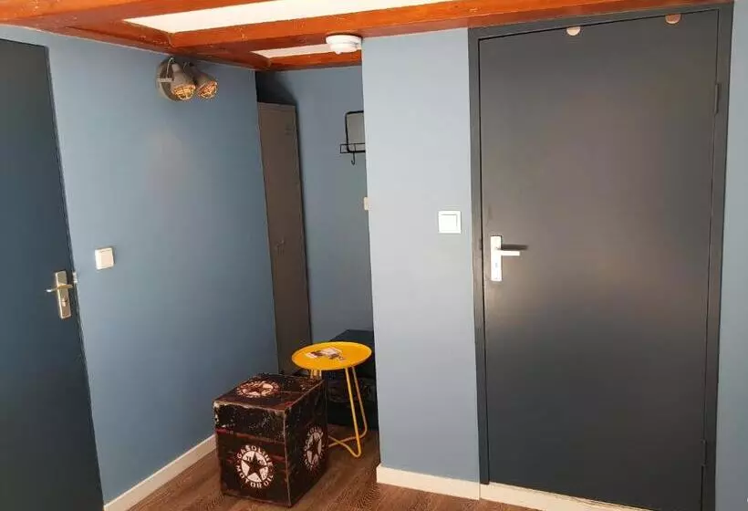 Aamiaismajoitus (B&B) Urban Vibes Guesthouse