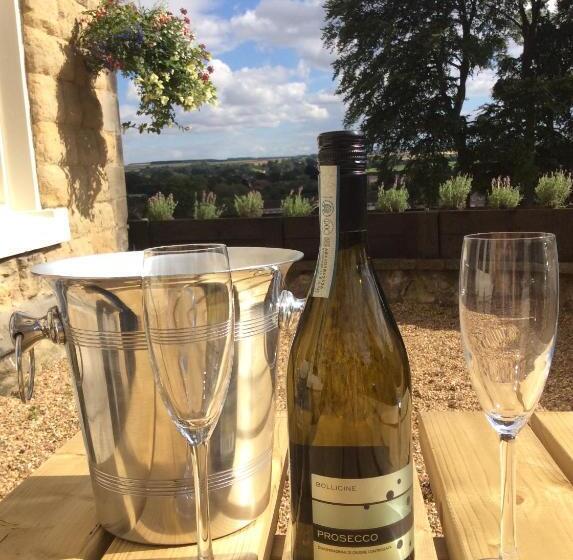 בית מלון כפרי The Mount B&b