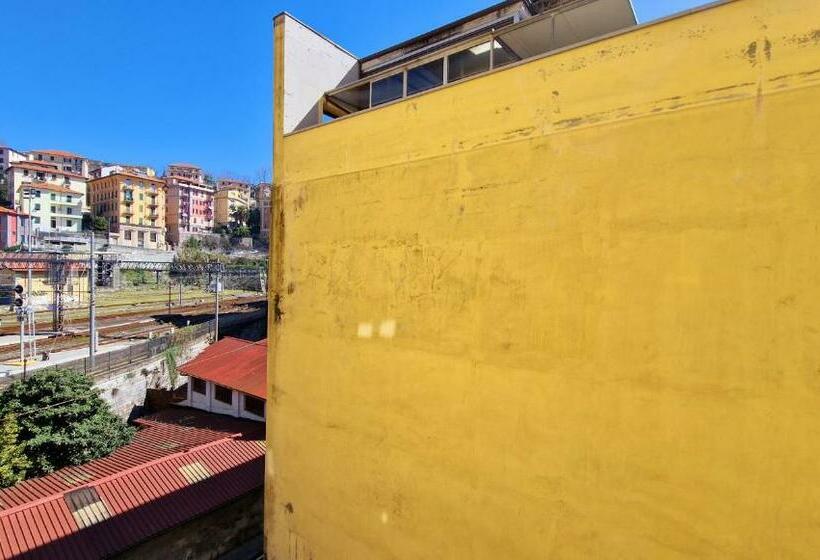 بنسيون Onda Su Onda