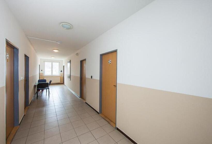 Majatalo Ubytování Na Hřišti