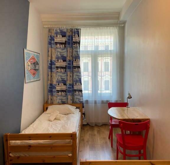 هاستل Orange Cat Rooms