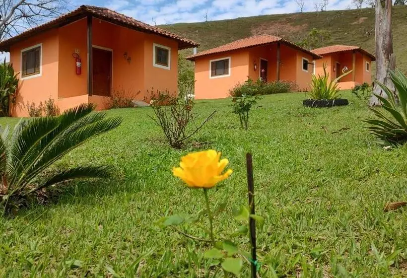 ユースホステル Pousada Campestre Cunha Sp