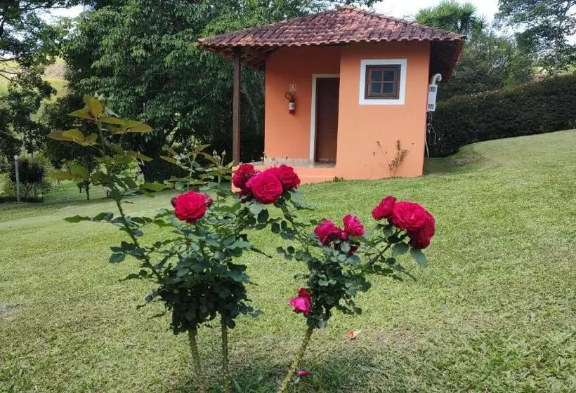 ユースホステル Pousada Campestre Cunha Sp