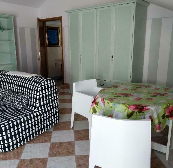 B&b Bread And Fantasy