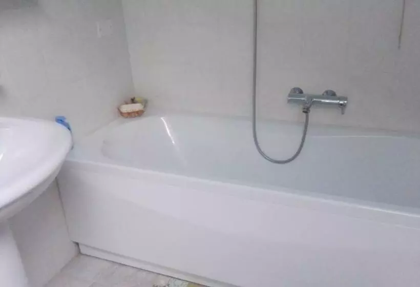 B&b Bread And Fantasy