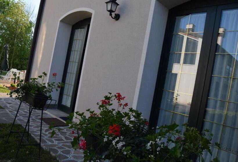 צימר Casa Vacanza E Per Lavoro Tessyhouse