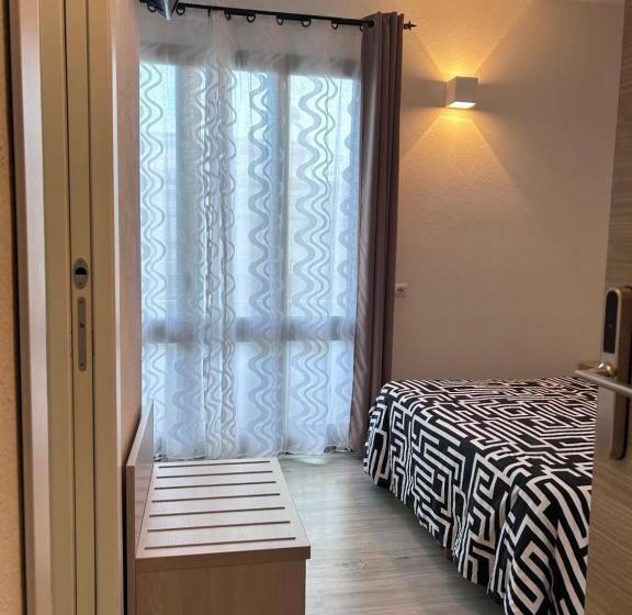 膳宿费 Affittacamere In Centro