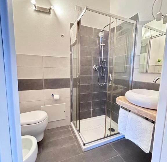 膳宿费 Affittacamere In Centro