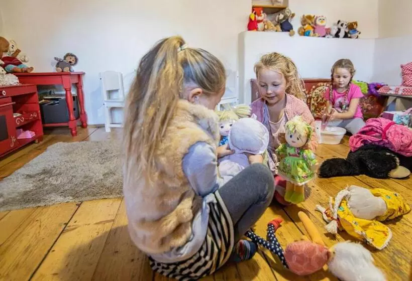 Majatalo Penzion Sněžná Volary