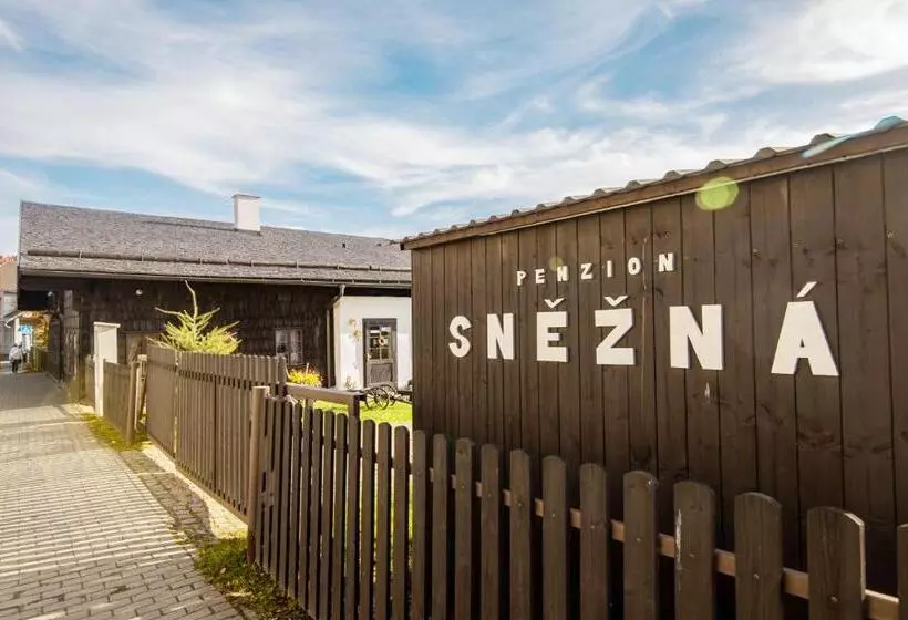 Majatalo Penzion Sněžná Volary