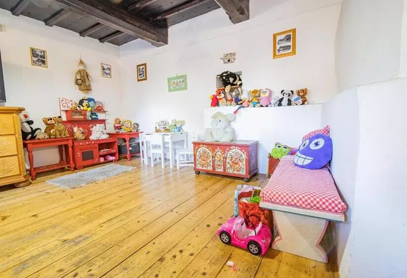 Majatalo Penzion Sněžná Volary