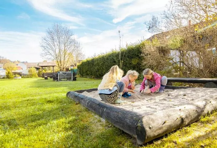 Majatalo Penzion Sněžná Volary