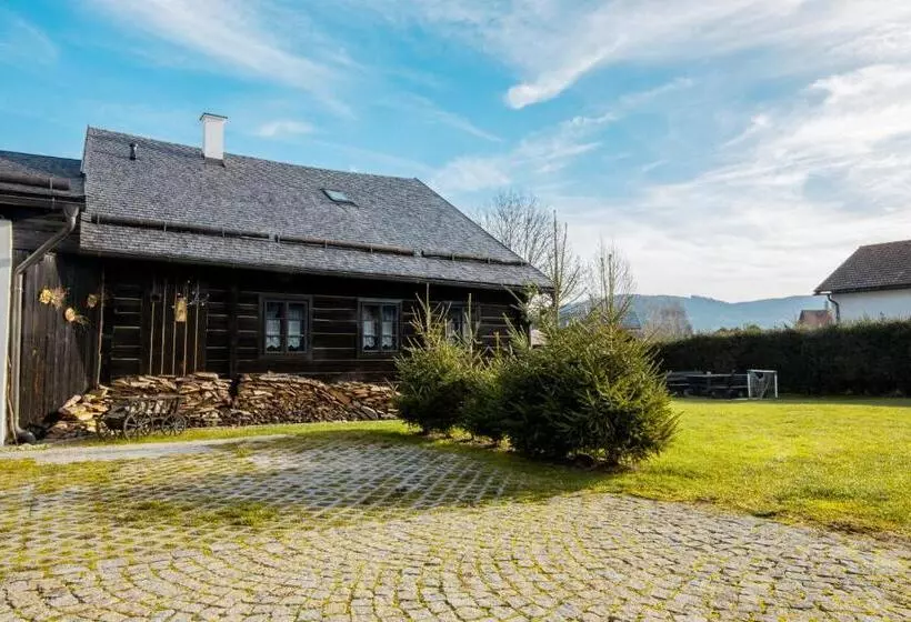 Majatalo Penzion Sněžná Volary