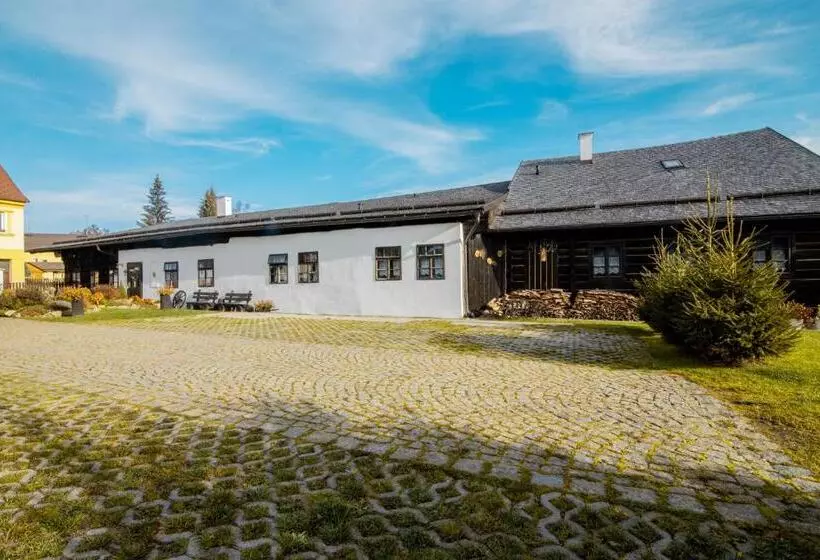 Majatalo Penzion Sněžná Volary