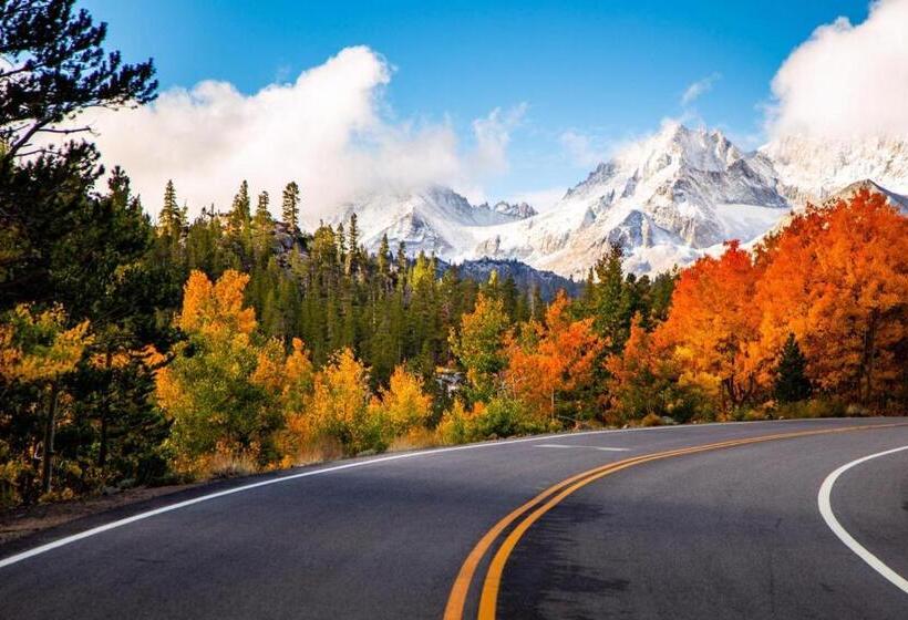 389 Romantic Snowcreek Retreat Near Creek