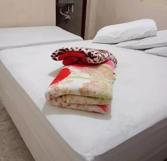 Retkeilymaja Santa Helena Pousada