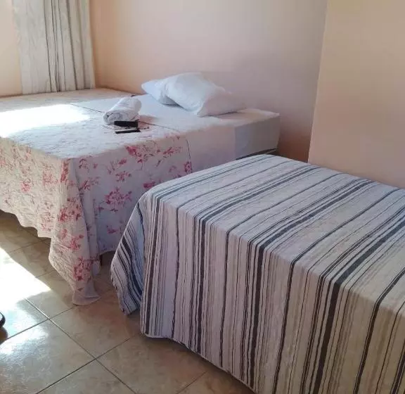 Retkeilymaja Santa Helena Pousada