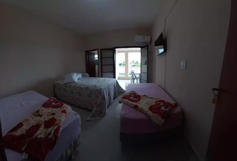 Retkeilymaja Santa Helena Pousada