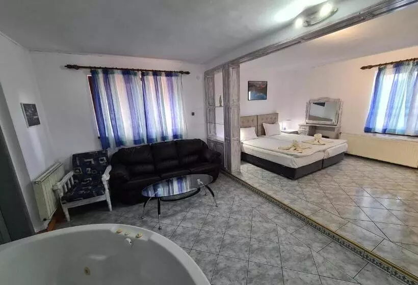 ホテル Vila Kalvachevi