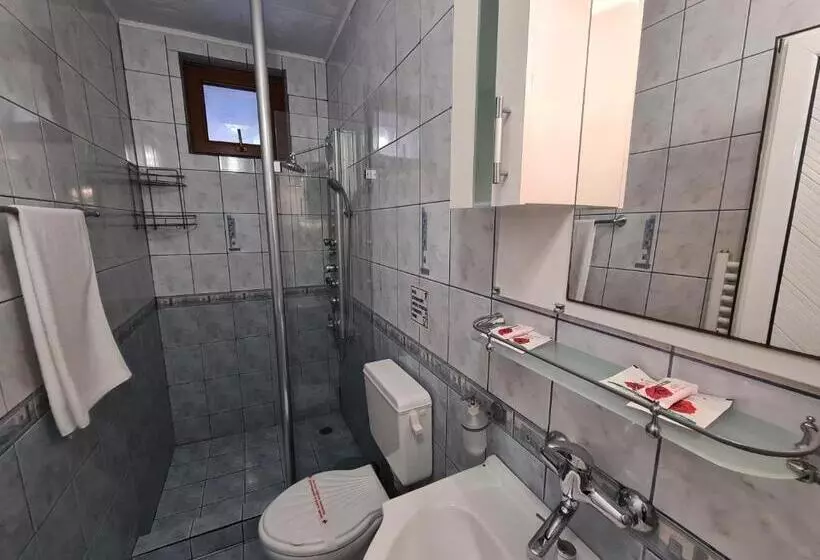 ホテル Vila Kalvachevi