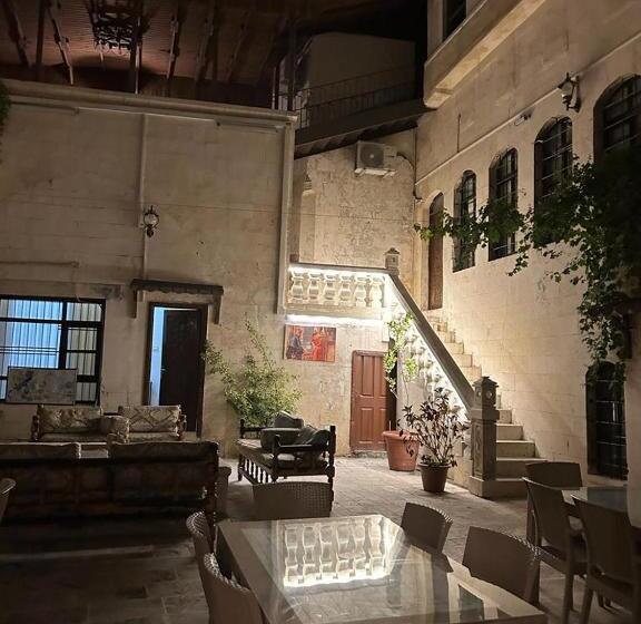 پانسیون Aslan Guest House