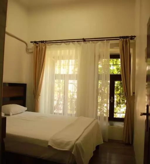 پانسیون Aslan Guest House