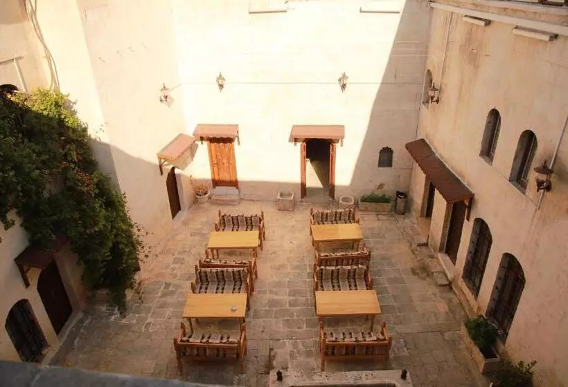 پانسیون Aslan Guest House