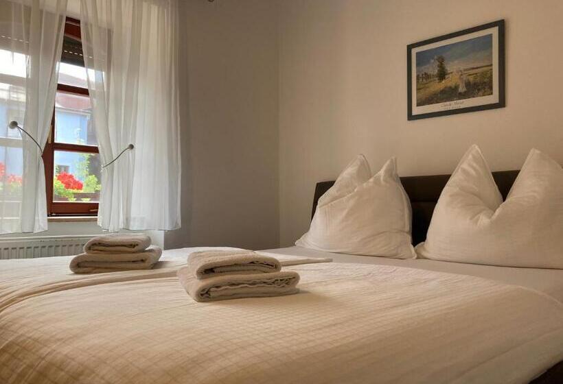 ペンション Guesthouse Mikuláš Mikulov   Free Parking In The City Center