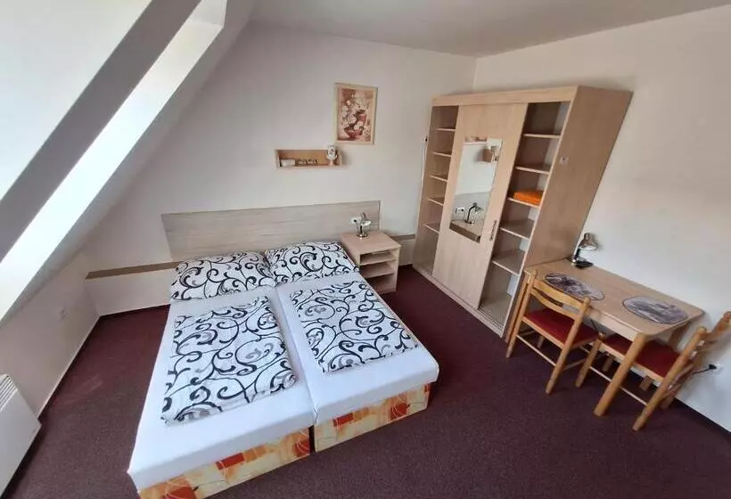 Majatalo Penzion U Vorlíčků