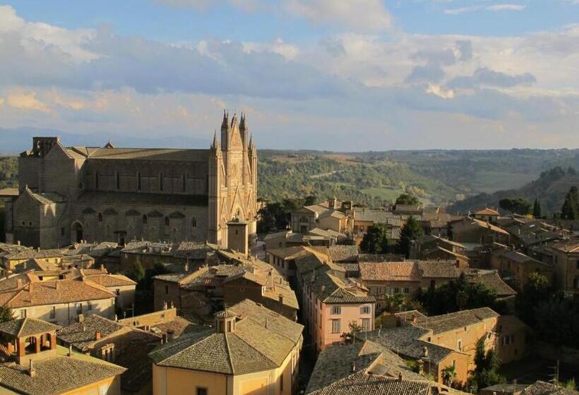 پانسیون Porta Vivaria Orvieto Private Parking
