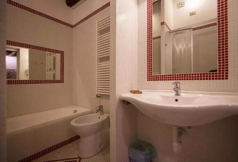 Majatalo Porta Vivaria Orvieto  Private Parking