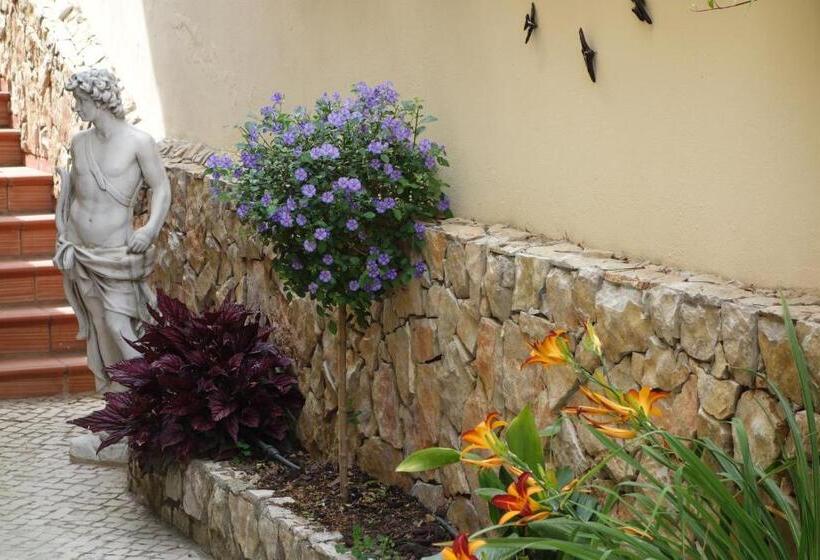 پانسیون Vila Atlântida