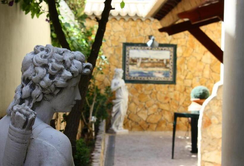 پانسیون Vila Atlântida