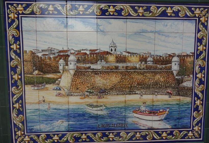 پانسیون Vila Atlântida