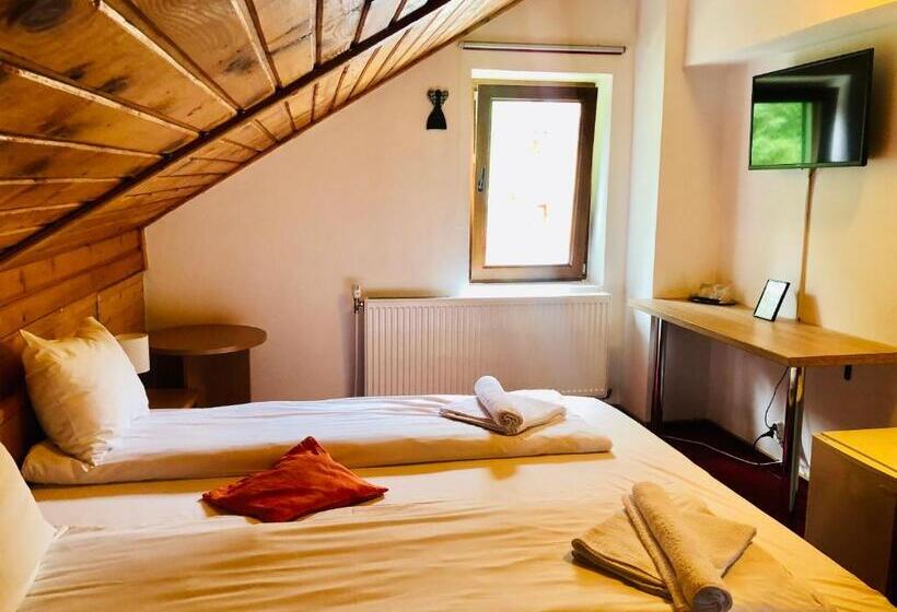 Pensiune & Restaurant Kalinder