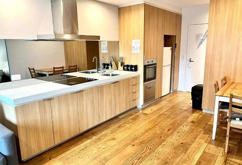 Readyset Apartments At Midtown