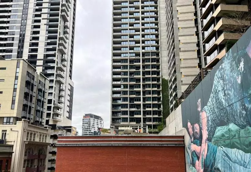 Readyset Apartments At Midtown