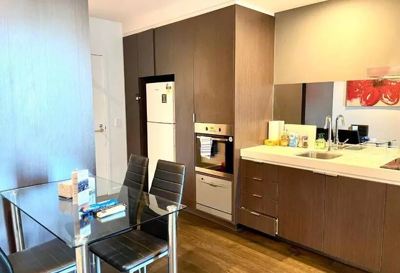 Readyset Apartments At Midtown