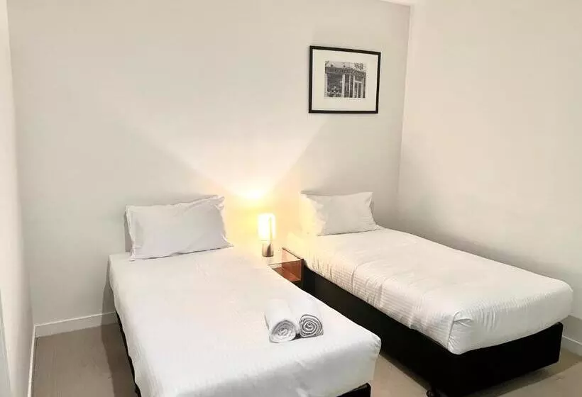 Readyset Apartments At Midtown