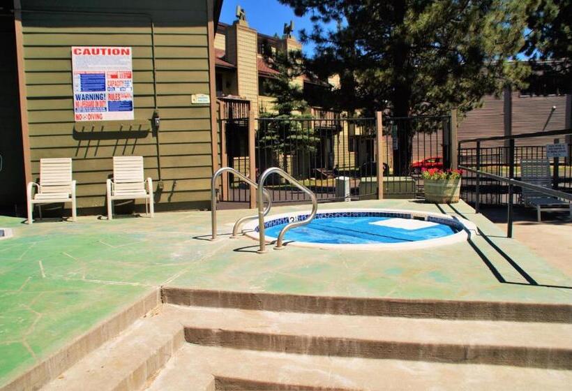 264 Beautiful Spacious Pet Friendly Townhome