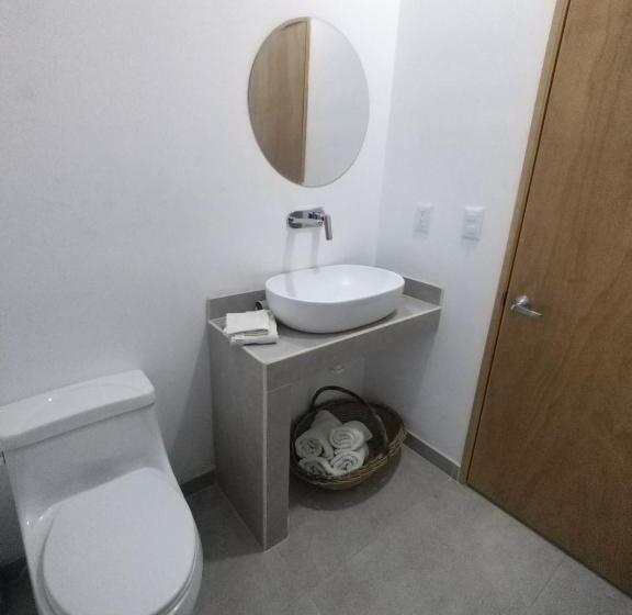 Casa Mango Amplia Con Alberca Y Cerca De La Media Luna !!!