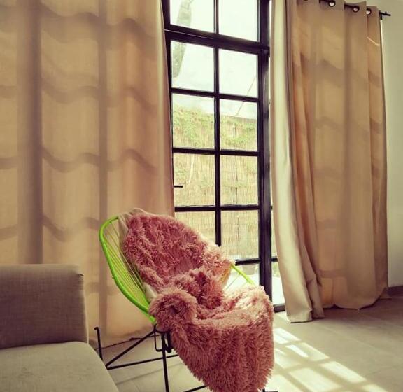 Casa Mango Amplia Con Alberca Y Cerca De La Media Luna !!!