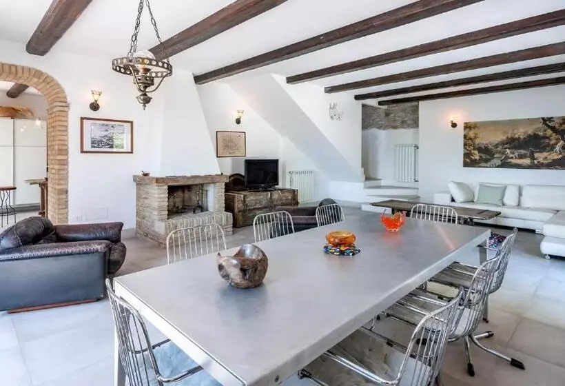 Casa Melograno 11&2, Emma Villas